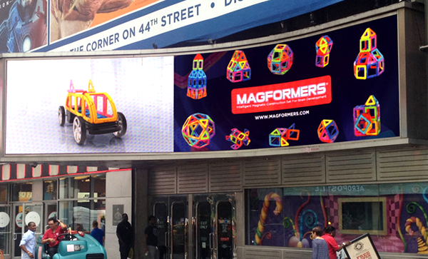 Magformers in Times Square Magformers in Times Square